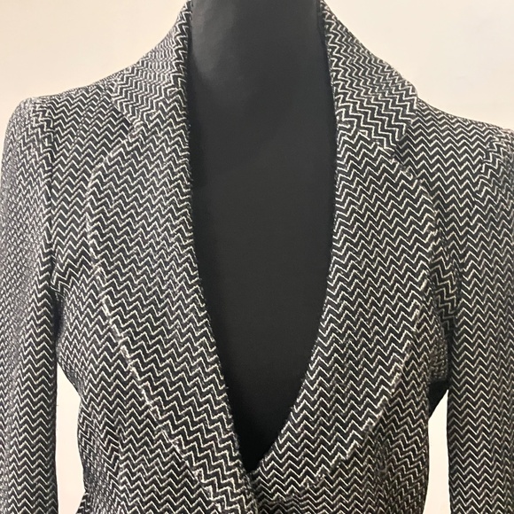 Armani Collezioni Blzck And White Chevron Suit - Picture 9 of 17